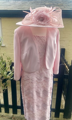 Condici pink wedding outfit