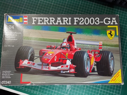 Revell scale ferrari - revell, f1