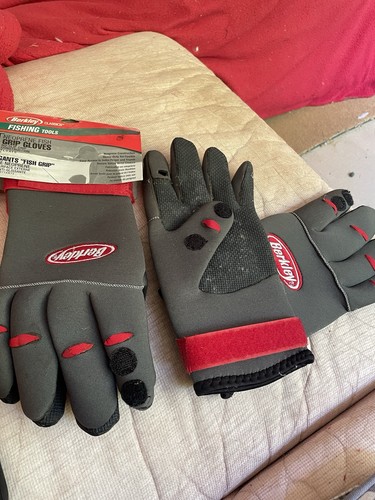 Pairs catfish gloves - 2, of