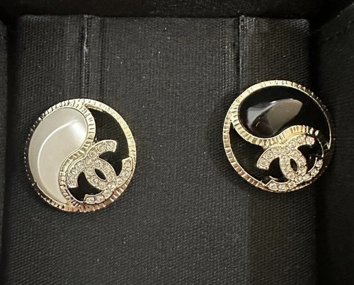 Chanel yin yen - yen, cc