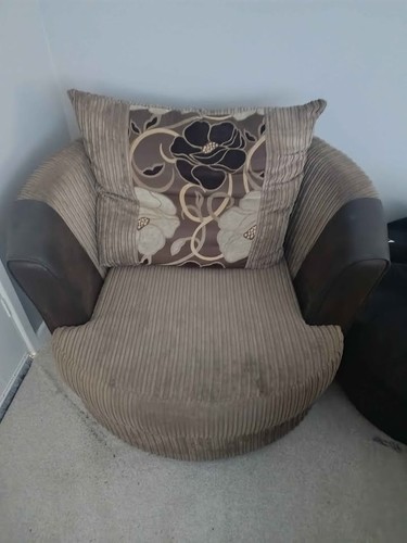 Cuddle chair swivel and large - swivel,