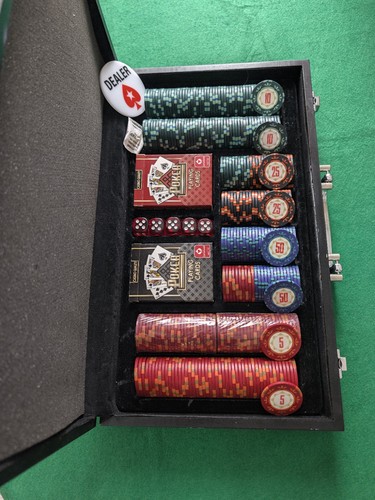Exclusive 300 chip - chip, set