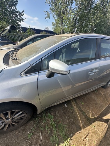 Toyota avensis 2017 2020 - 2017/,