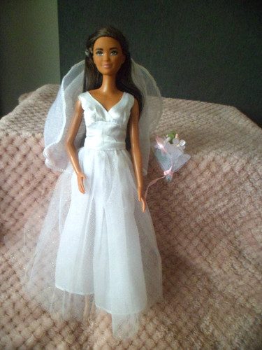 Stunning barbie doll - barbie,