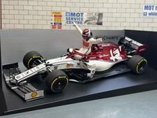 Boxed minichamps f1 - 1:18,