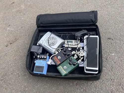 Gator case with - with, guitar