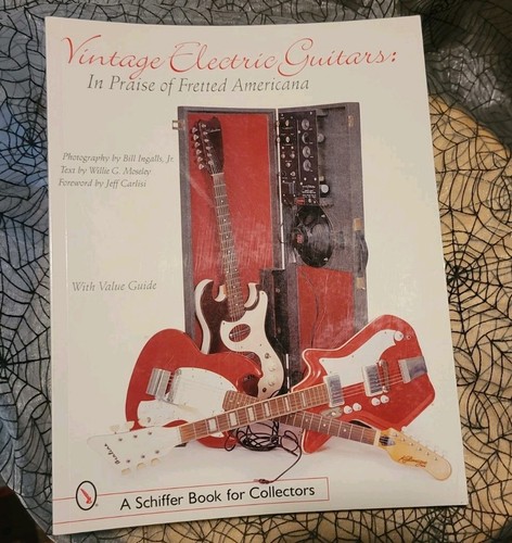 Vintage electric guitars - vintage, in