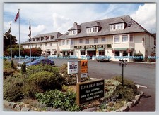 D331002 Cliff Head Hotel. Carlyon Bay. Nr. St. Austell. Cornwall. Beric Tempest