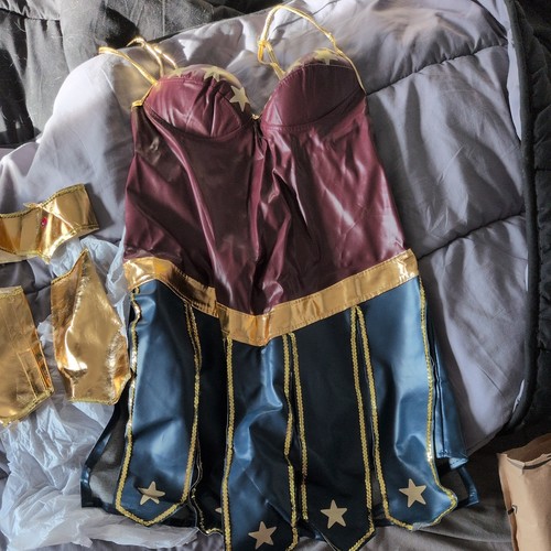 Wonder woman costume - wonder,