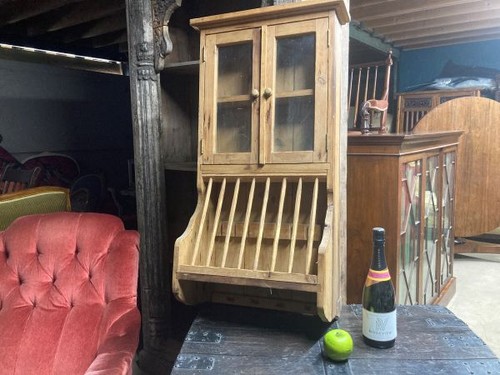 Charming vintage pine - charming,