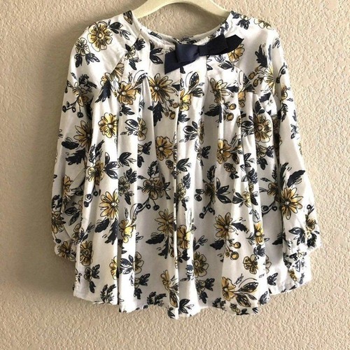 Jillians closet top - jillians,