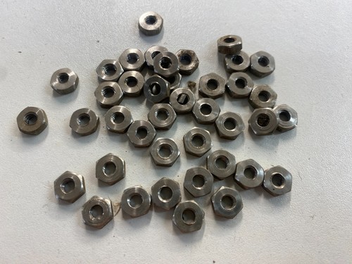 Whitworth full nuts 25 x - 3/16",