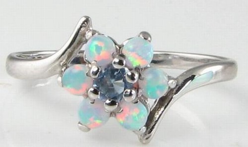 9ct white gold aquamarine - 9k,