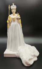 Coalport 9" Figurine Celebrate Queen Elizabeth II Diamond Jubilee 2012 Excellent