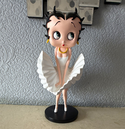Betty boop figurine stand - boop, on