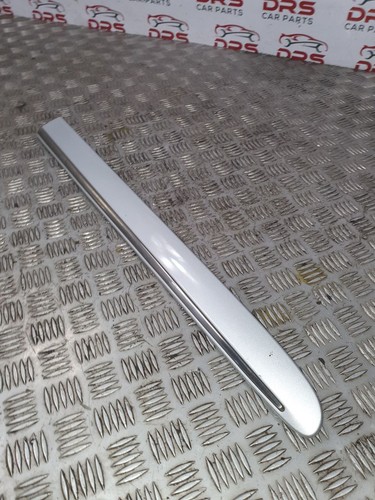 Mercedes e220 exterior trim - mercedes,