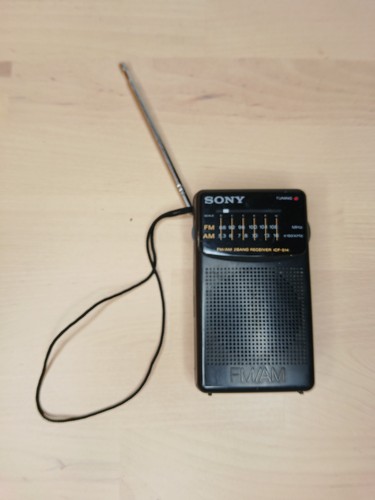 Sony icf s14 portable - fm/am, 2