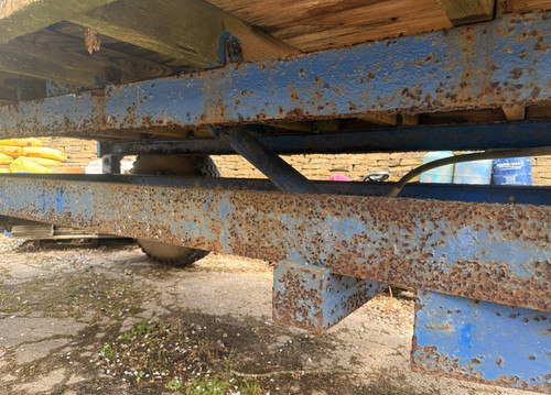 Single axle flatbed - axle, farm