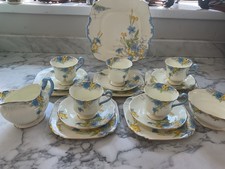 Royal Paragon By Appointment 5 trios jug&sugar &cake plateBone China