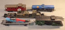 5 x Triang Continental + Battle Space Wagons, Snowplough Rocket Launcher Lot B82