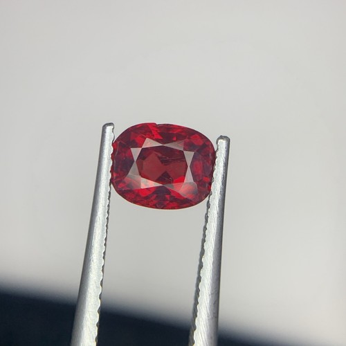Natural burma spinel gemstone - burma,