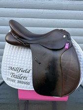 GFS Fieldhouse 17.5 Inch 10 Inch D To D Brown General Purpose Saddle