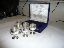 egg cups six 6 metal pattern engraved in original lined presentation case EPNS