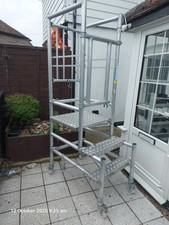 LYTE ALUMINIUM SCAFFOLD TOWER PODIUM PLATFORM WITH CASTOR WHEELS 