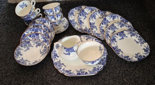 Vintage royal swansea piece - royal,