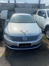 VW Passat 2014 silver rear axel breaking spares