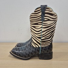 Ariat Quickdraw Zebra Print