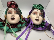 Lot of 2 Wall Hanging