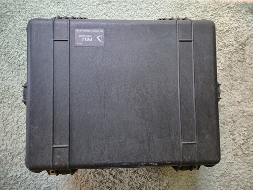 Black pelicase 1620 protector - black,