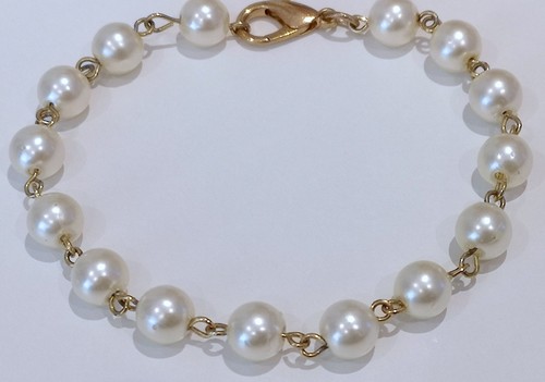 Nice vintage faux white pearl - nice,