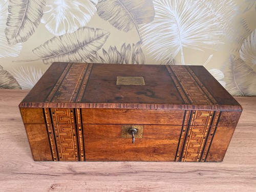 Writing slope victorian large - writing,