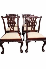 Wooden Chippendale Style