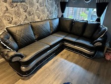 Kensington Pendragon Corner