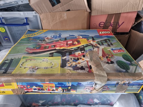 Lego 6399 airport shuttle - lego,