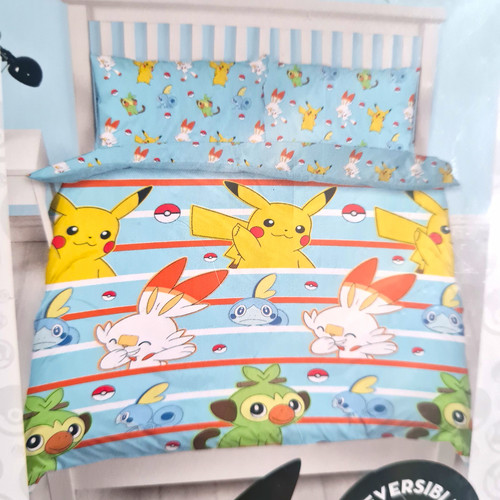 Reversible pokemon douvet set - douvet,