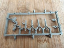 Warhammer High Elf Silver Helms Swords And Command Horn Sprue Parts 2000 GW 