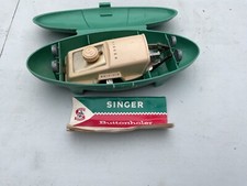 VINTAGE SINGER SEWING MACHINE