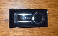 OFFICIAL VAUXHALL ASTRA KEYRING METAL KEY CHAIN RING FOB 