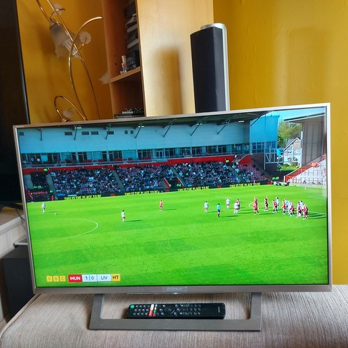 Sony kdl 32wd752 32in led - 32in,