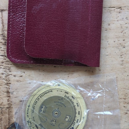 Brass pocket barometer - brass,