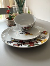 Brand New Disney Xmas Dinner Set 12 Piece Together Porcelain 