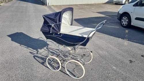 Silver cross carlton pram - silver,
