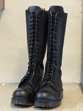 Size 6 Steel capped 19 Eyelet