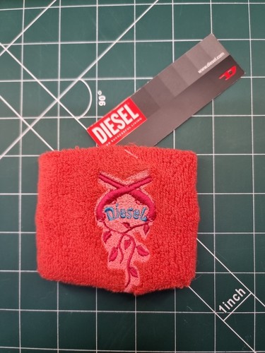 Vintage red diesel guns sweat - red,