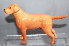 BESWICK GOLDEN LABRADOR DOG
