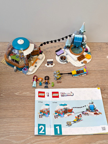 Lego friends set - friends,